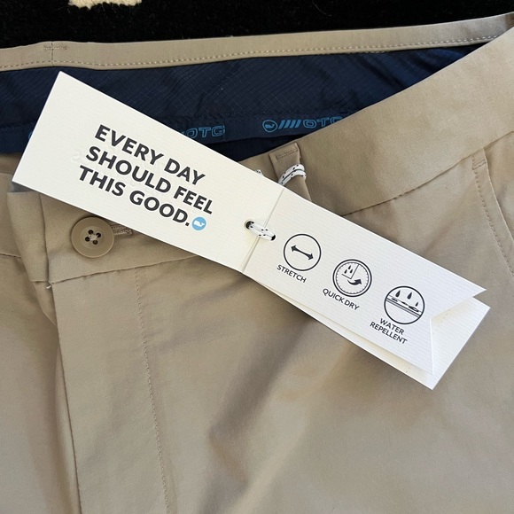 Vineyard Vines On the Go Khaki Pants - Picture 8 of 13